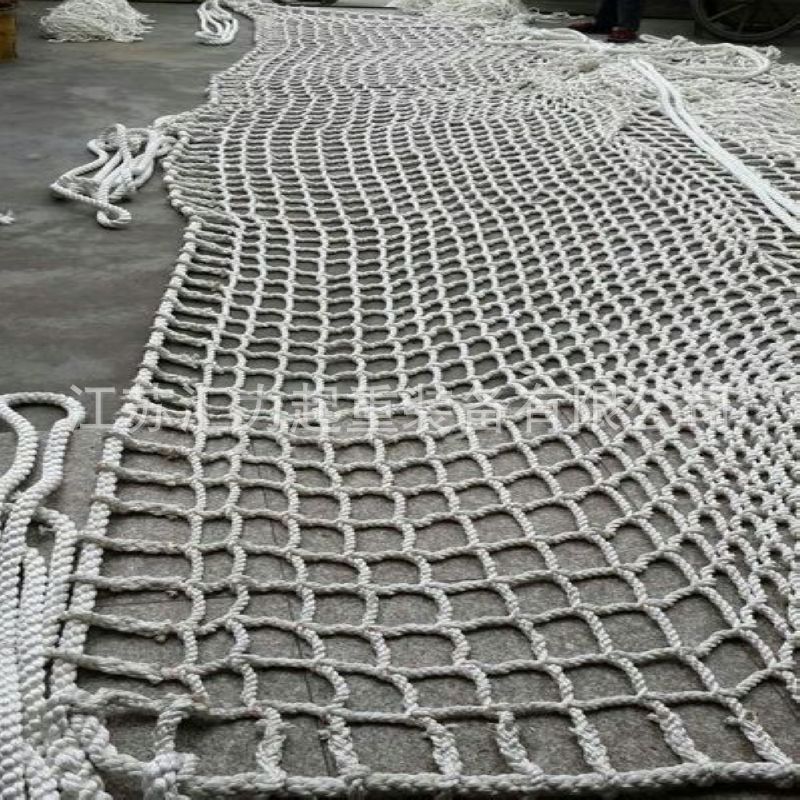 尼龍絞制繩吊網(wǎng)